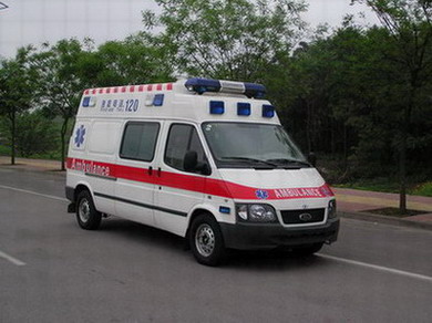 长宁县救护车护送